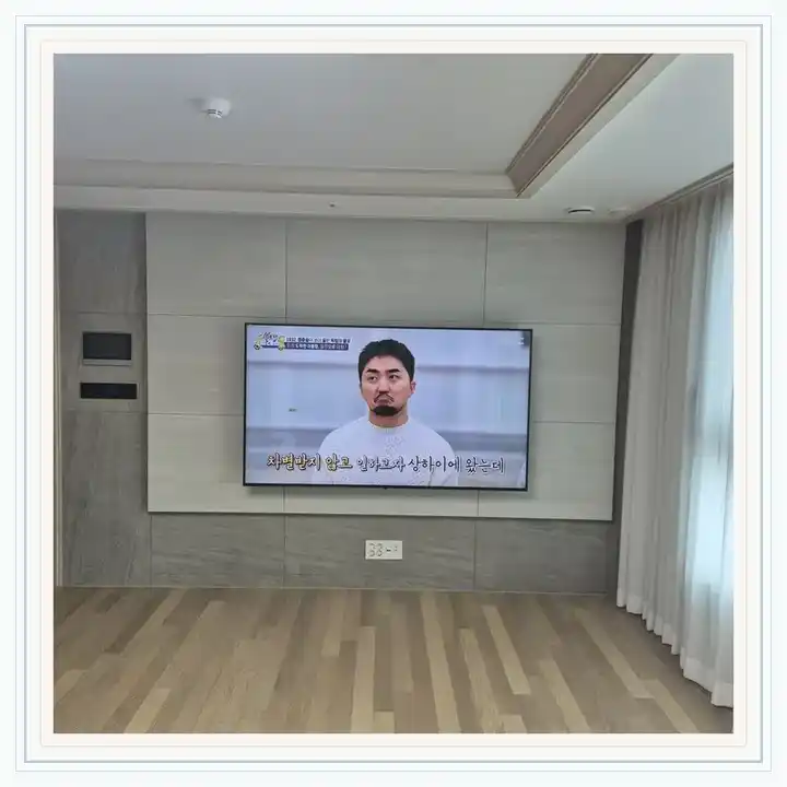 e편한세상주안에듀서밋 무타공 벽걸이TV 설치 상담용 브라켓 참고 사진
