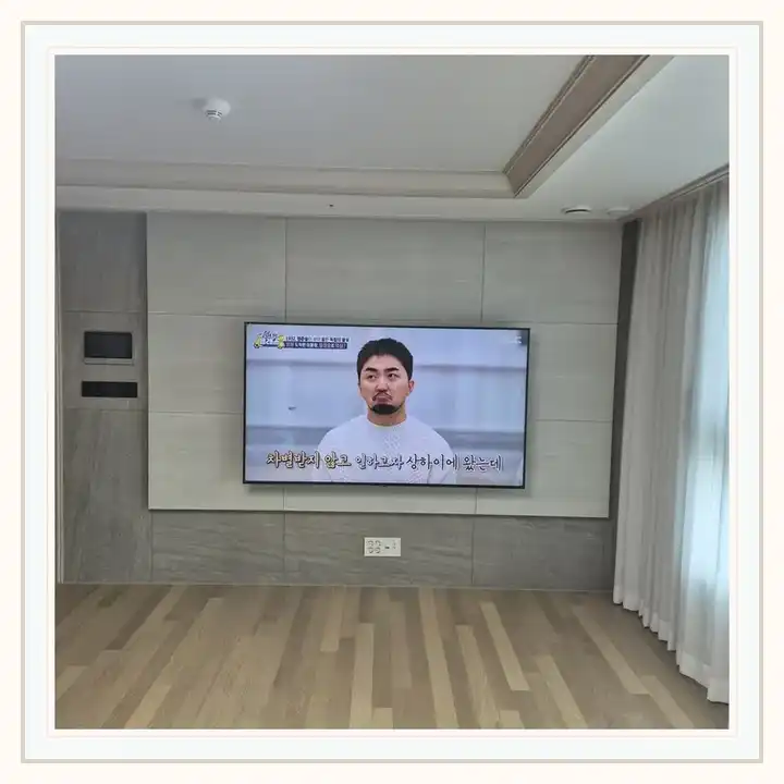 모아엘가센텀뷰 무타공 벽걸이TV 설치 상담용 브라켓 참고 사진